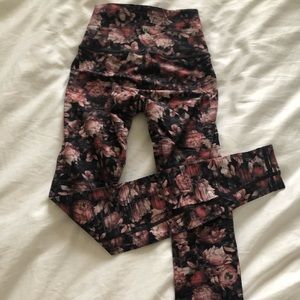 Lululemon W.U Nulux Flower Full Length